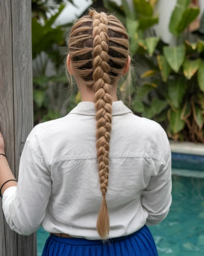 Cute swimming hairstyle ideas